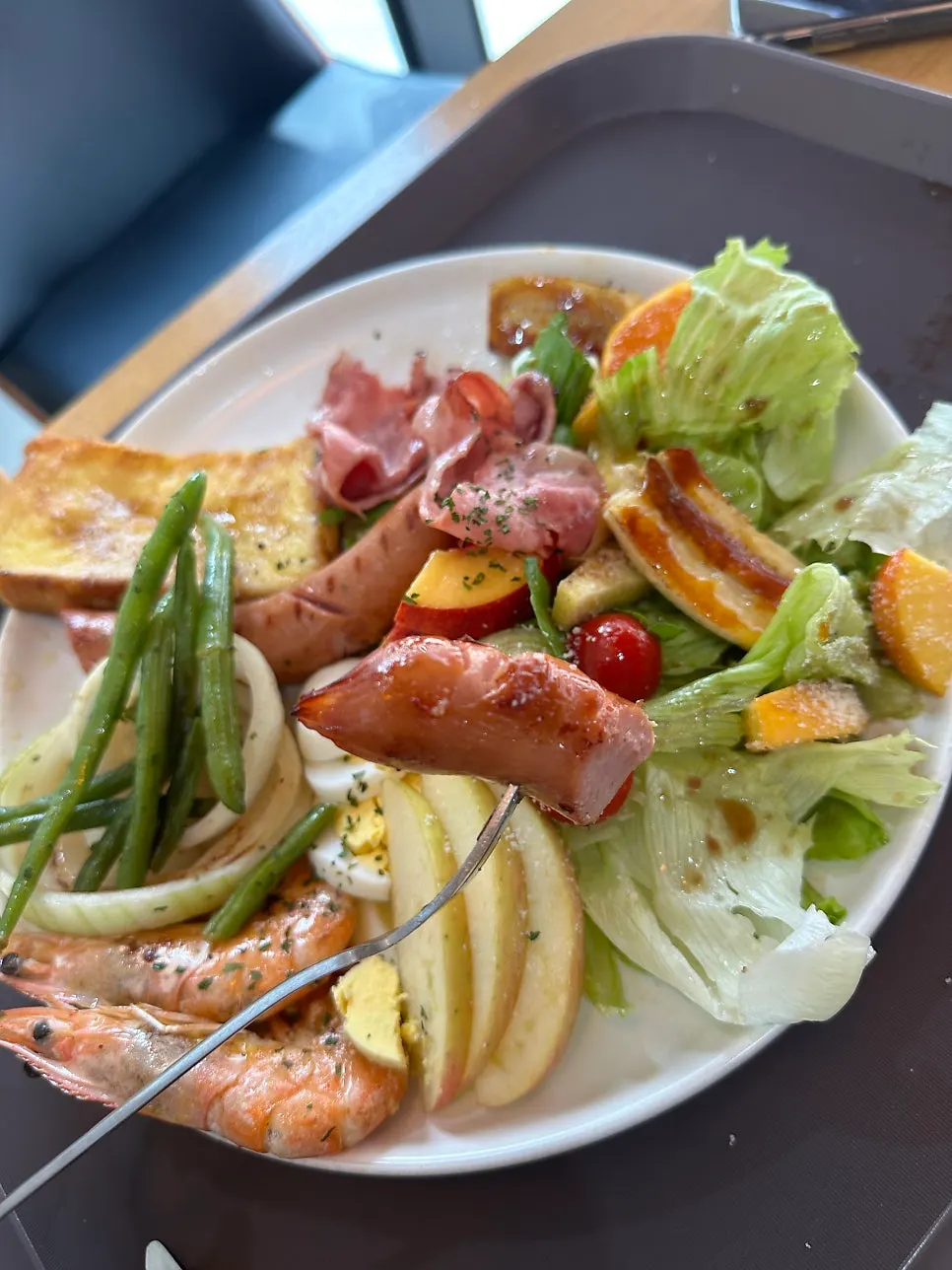 Brunch con platos contundentes y ligeros juntos