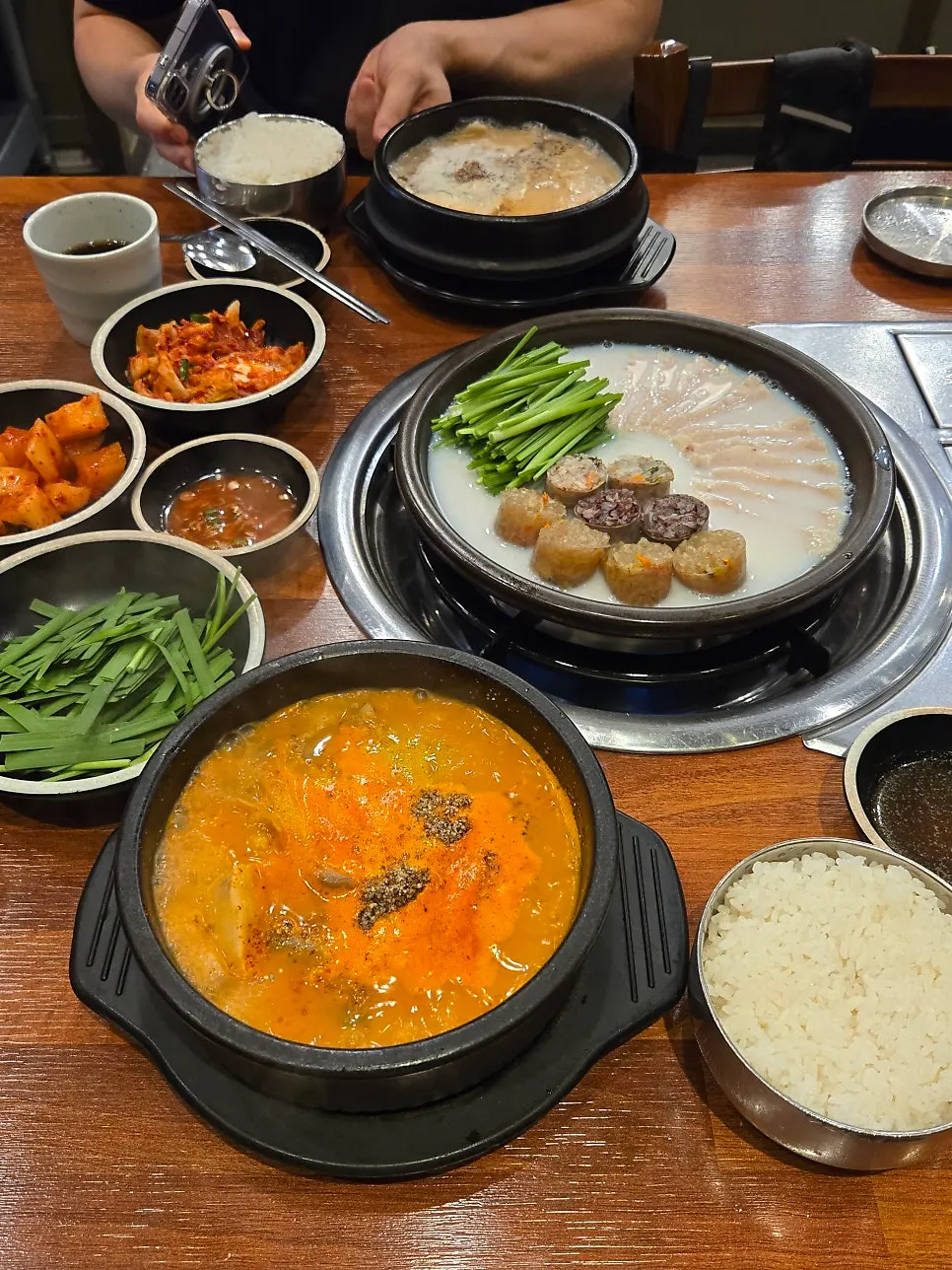 Final photo of the set meal spread at Boseung Hoegwan Bangi Branch