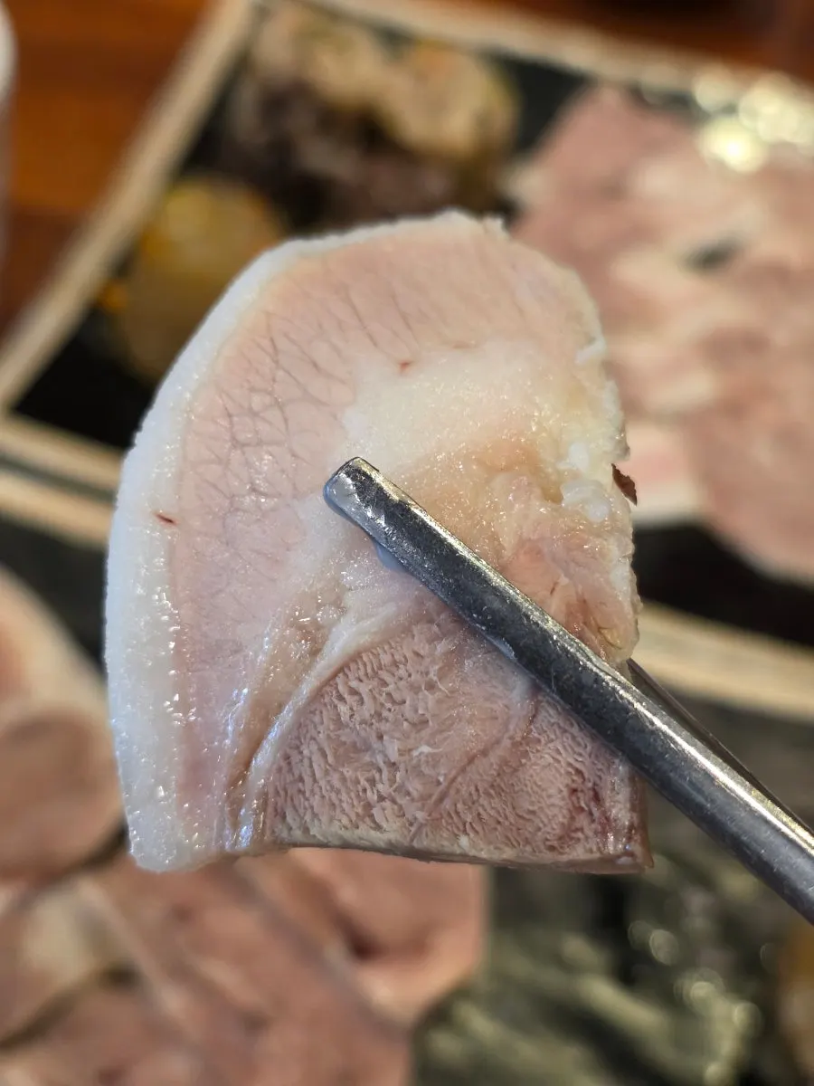 밥을 말아 먹는 순대국밥