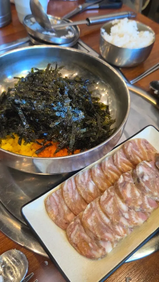 Spread of side menu items at Boseung Hoegwan Bangi Branch