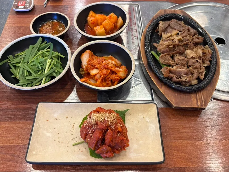 Table set with side dishes and side menu items
