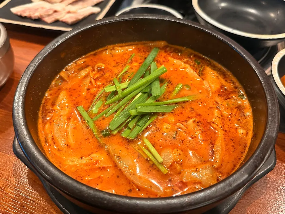 Solo special set with gukbap plus boiled pork and sundae platter