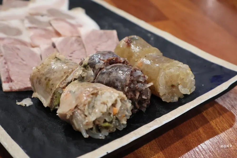 매운맛 표기가 붙은 순대지옥국밥