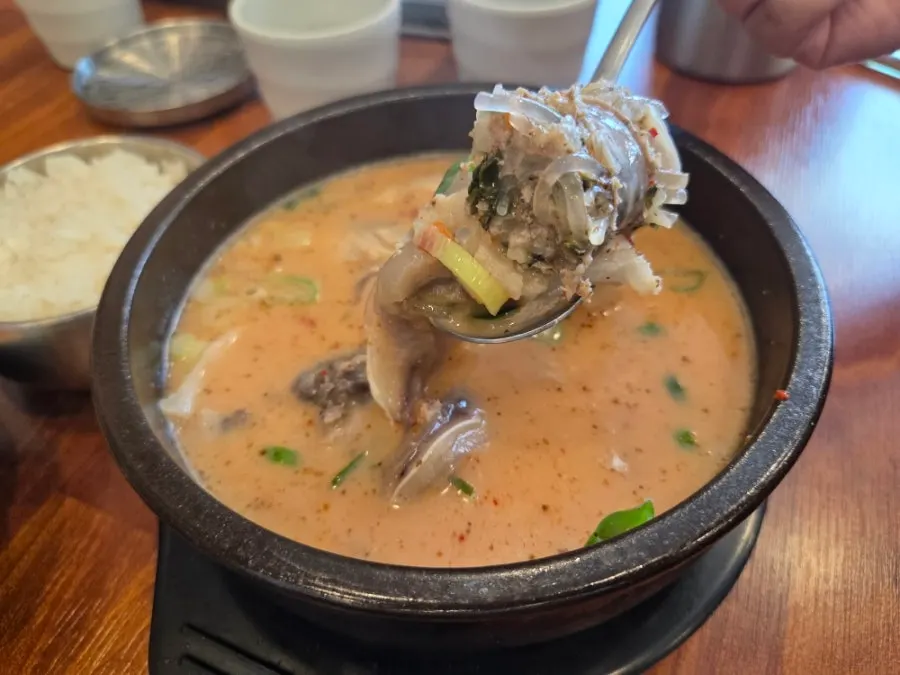 Sundae gukbap with sundae and head meat