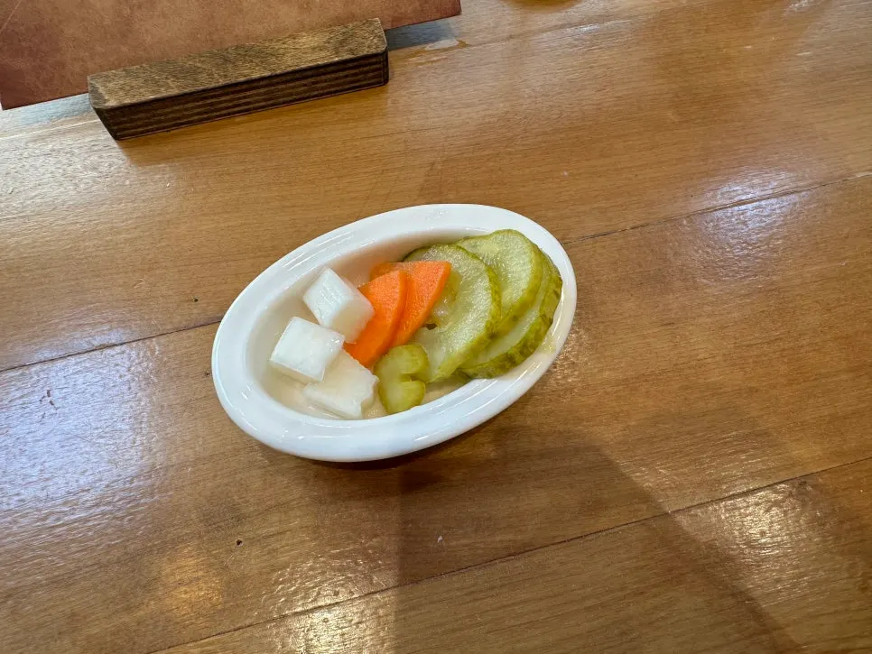 House salad served first