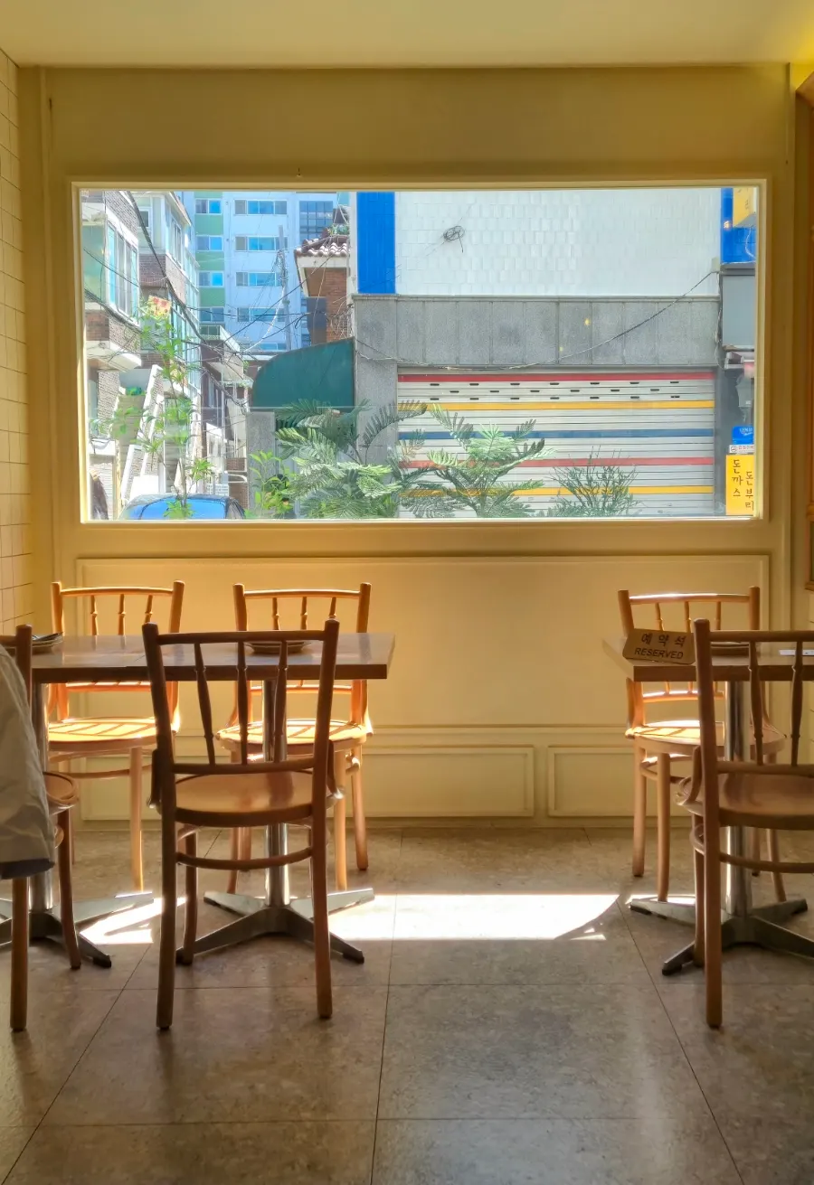 Interior of Brivite Seongsu decorated with props and posters