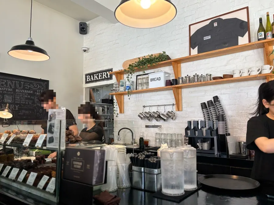 Café atmosphere at Brewers Coffee Cheonan Sinbu Branch