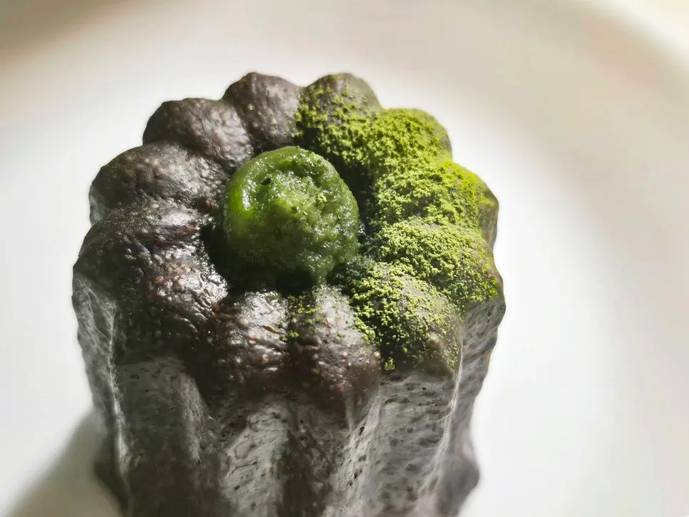 Apple earl grey financier