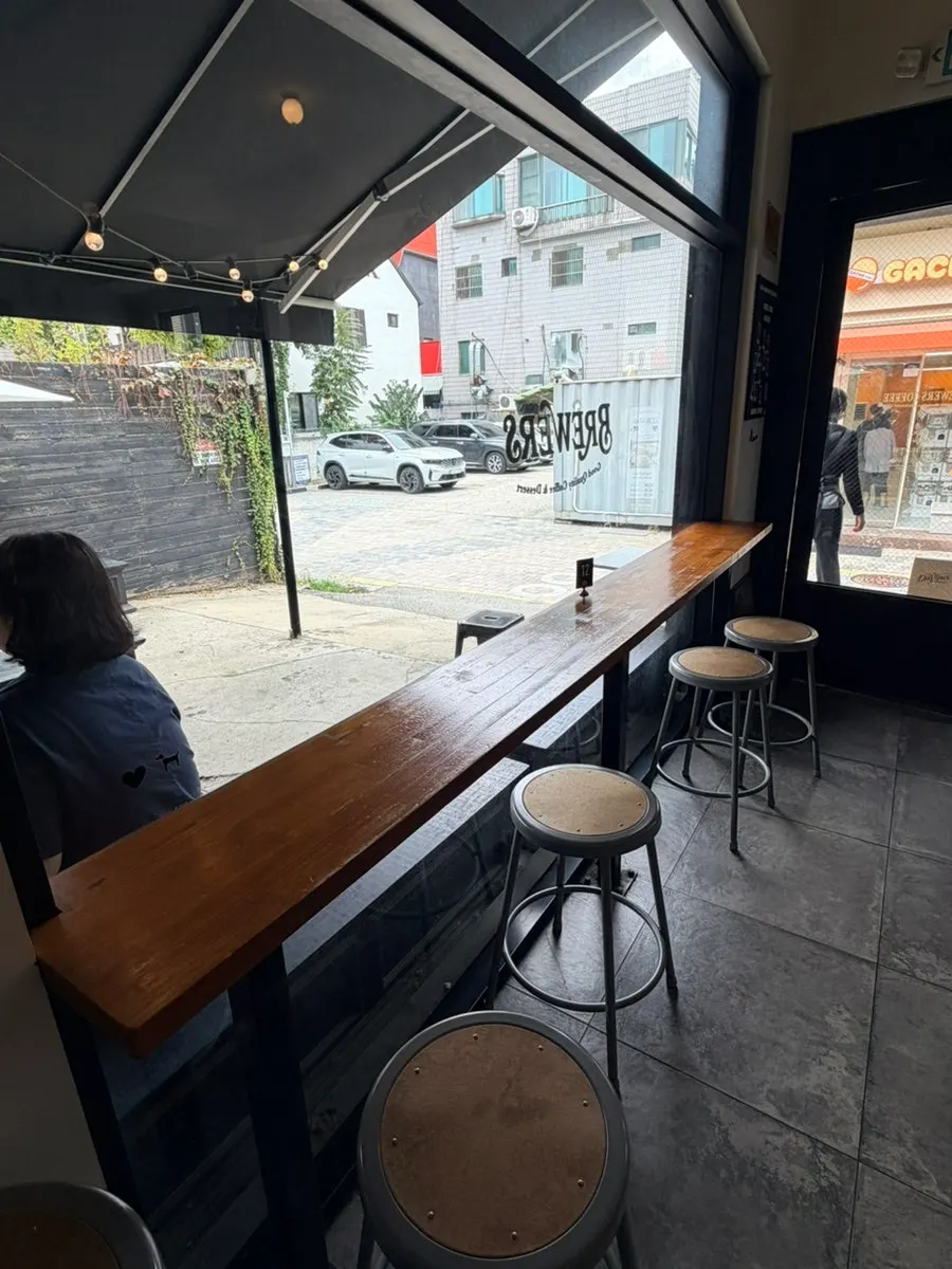 Interior of Brewers Coffee and the dessert corner