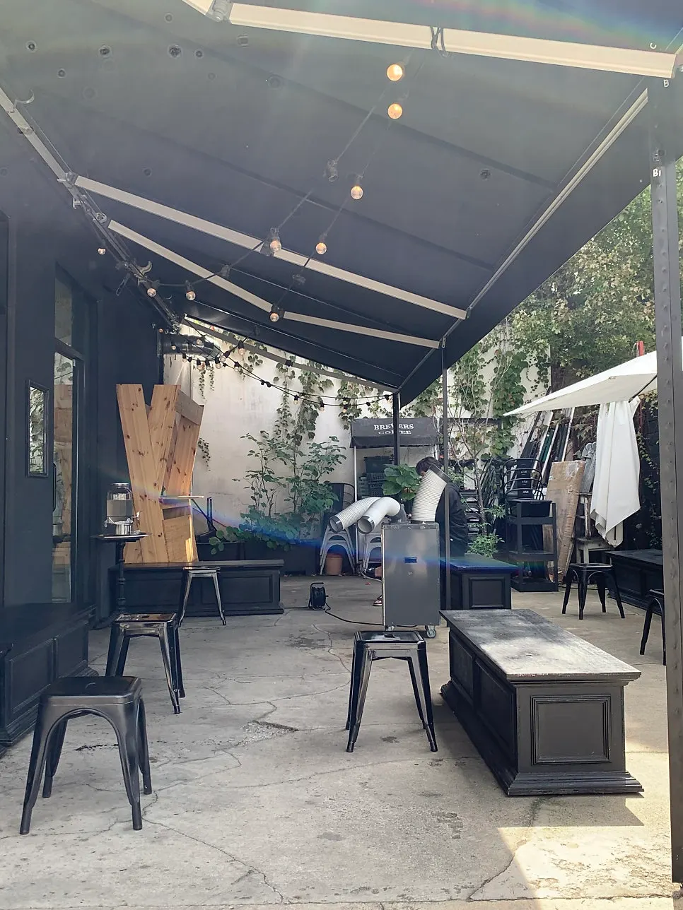 Entrance view of Brewers Coffee Cheonan Sinbu Branch