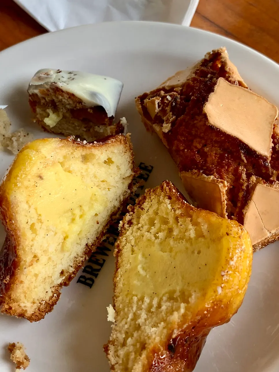 Cross-section of the vanilla macadamia financier cut in half
