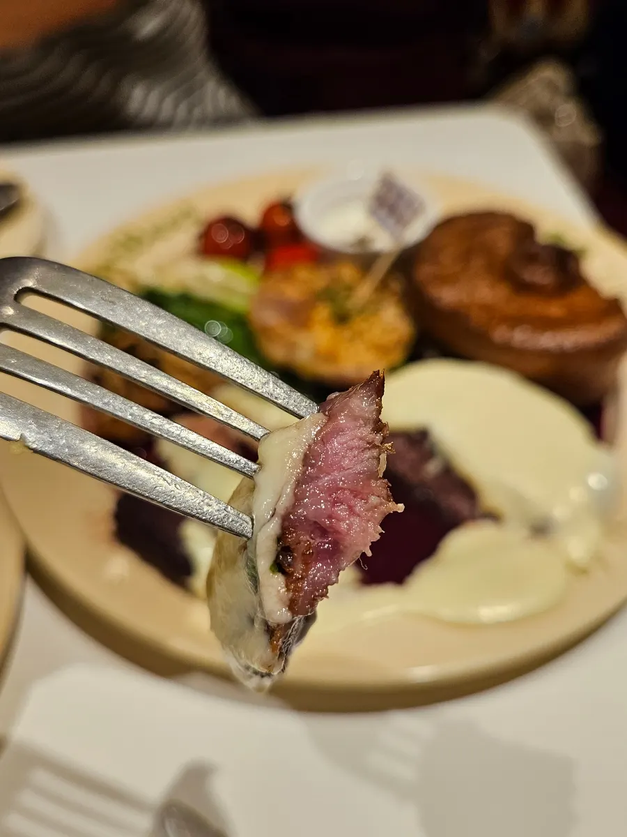 Cross-section of the medium-rare skirt steak