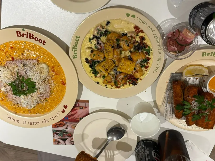 브리비트 강남점 그린 톤 매장 전경