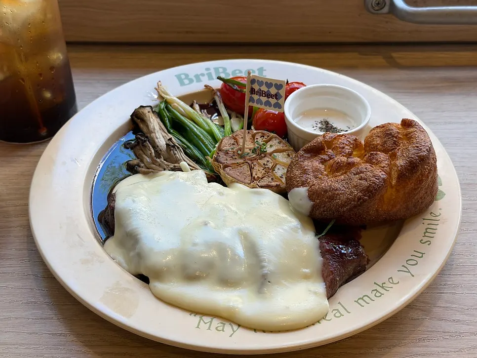 Cream sauce and Yorkshire pudding