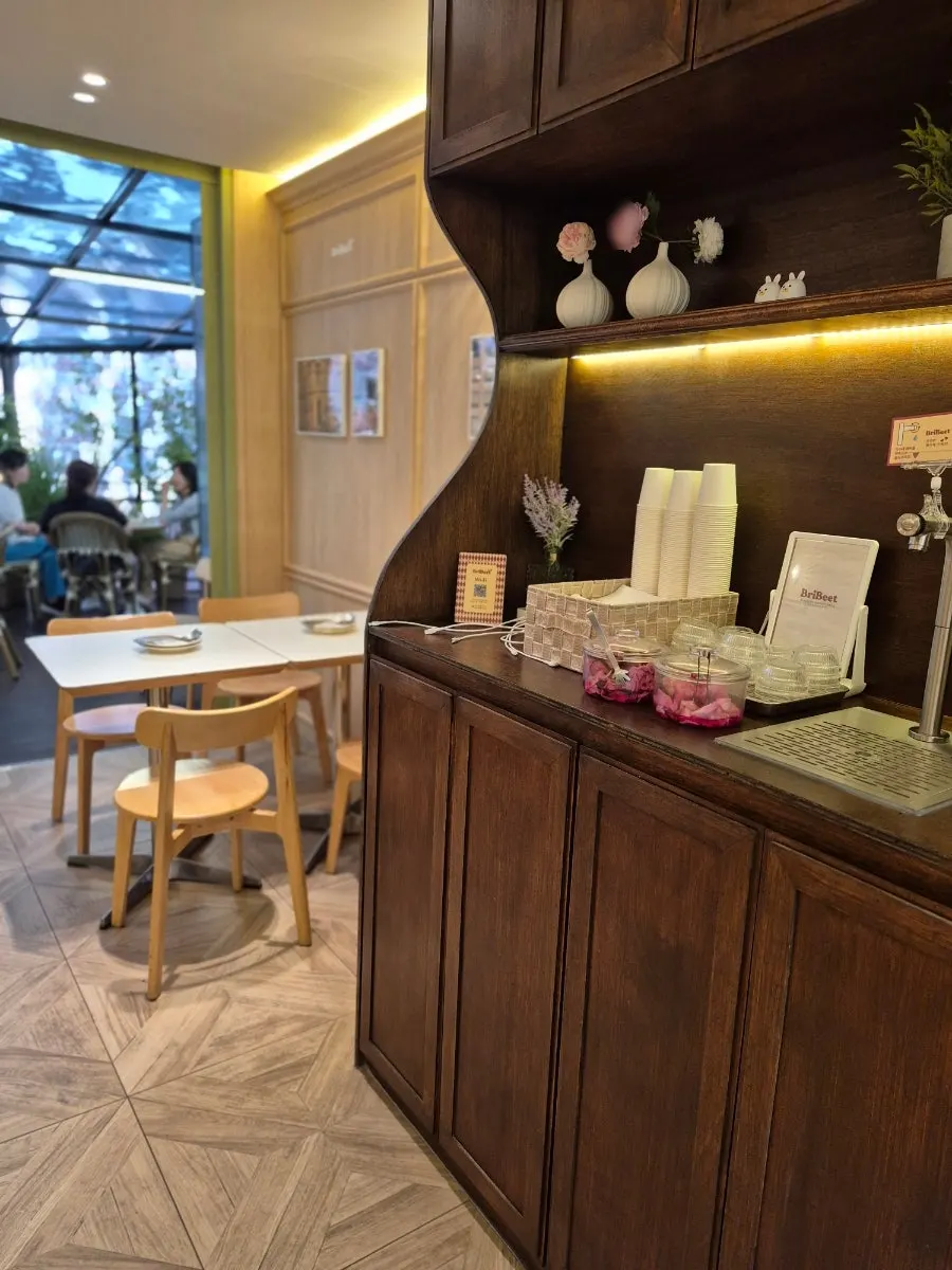 Interior atmosphere of Brivit Gangnam