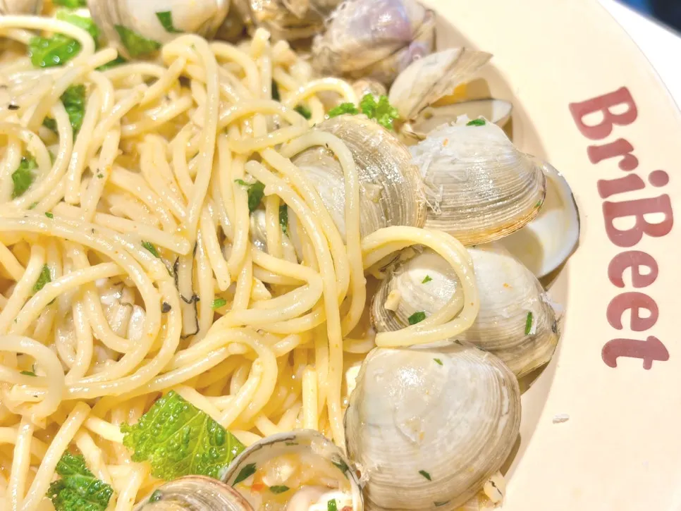 Western-style menu items on the table at Brivit Gangnam Station