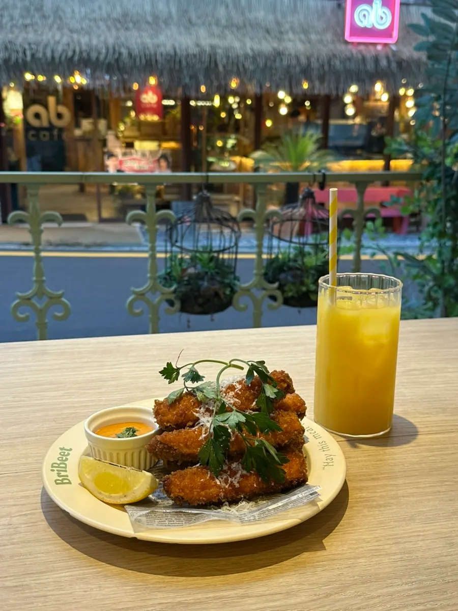 Beautifully plated food at Brivit Gangnam