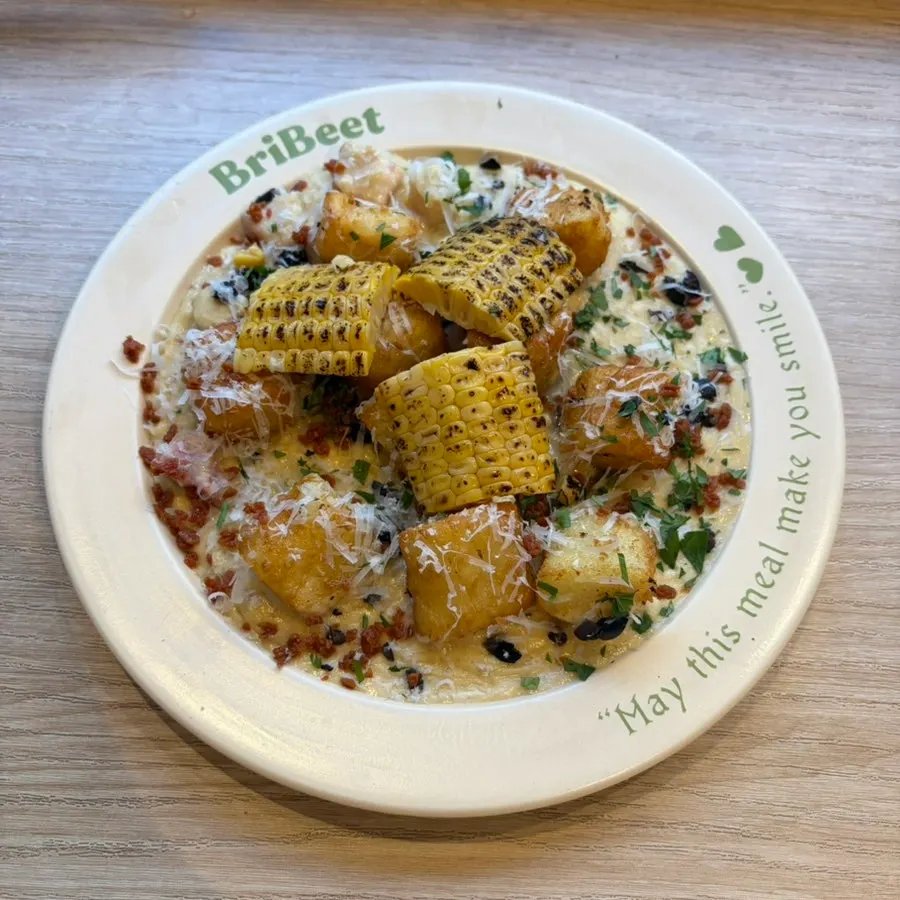 Full table shot of a two-person meal at Brivit Gangnam