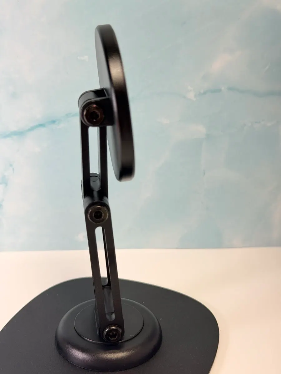 MagSafe stand used to switch between landscape and portrait