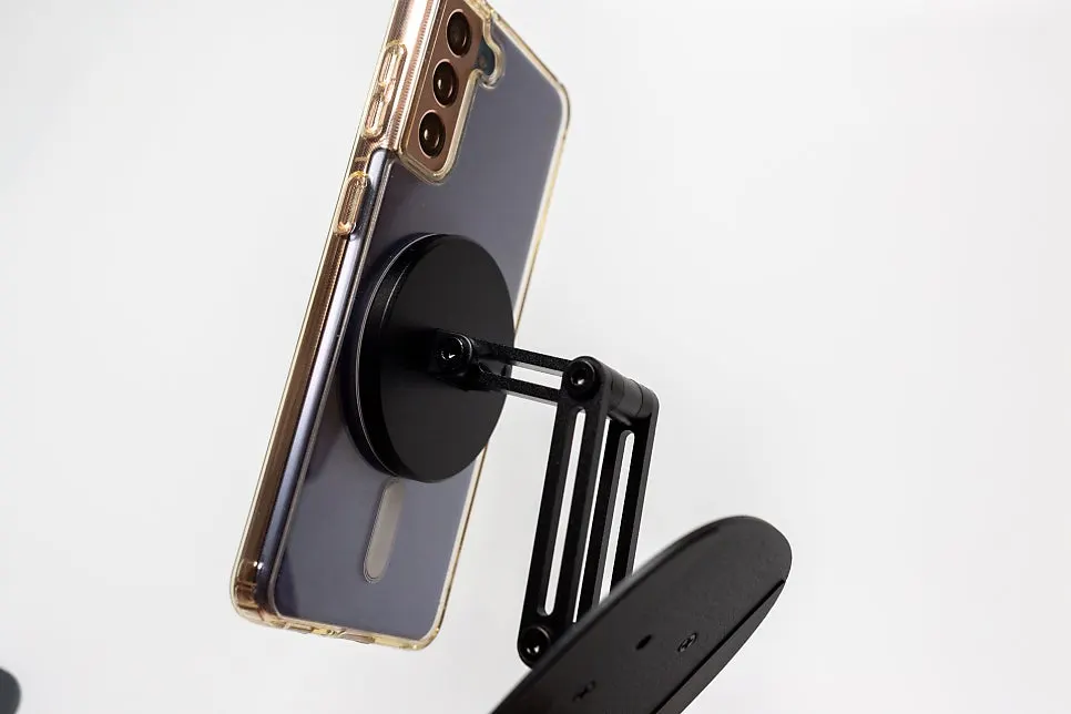 Phone stand angle in use