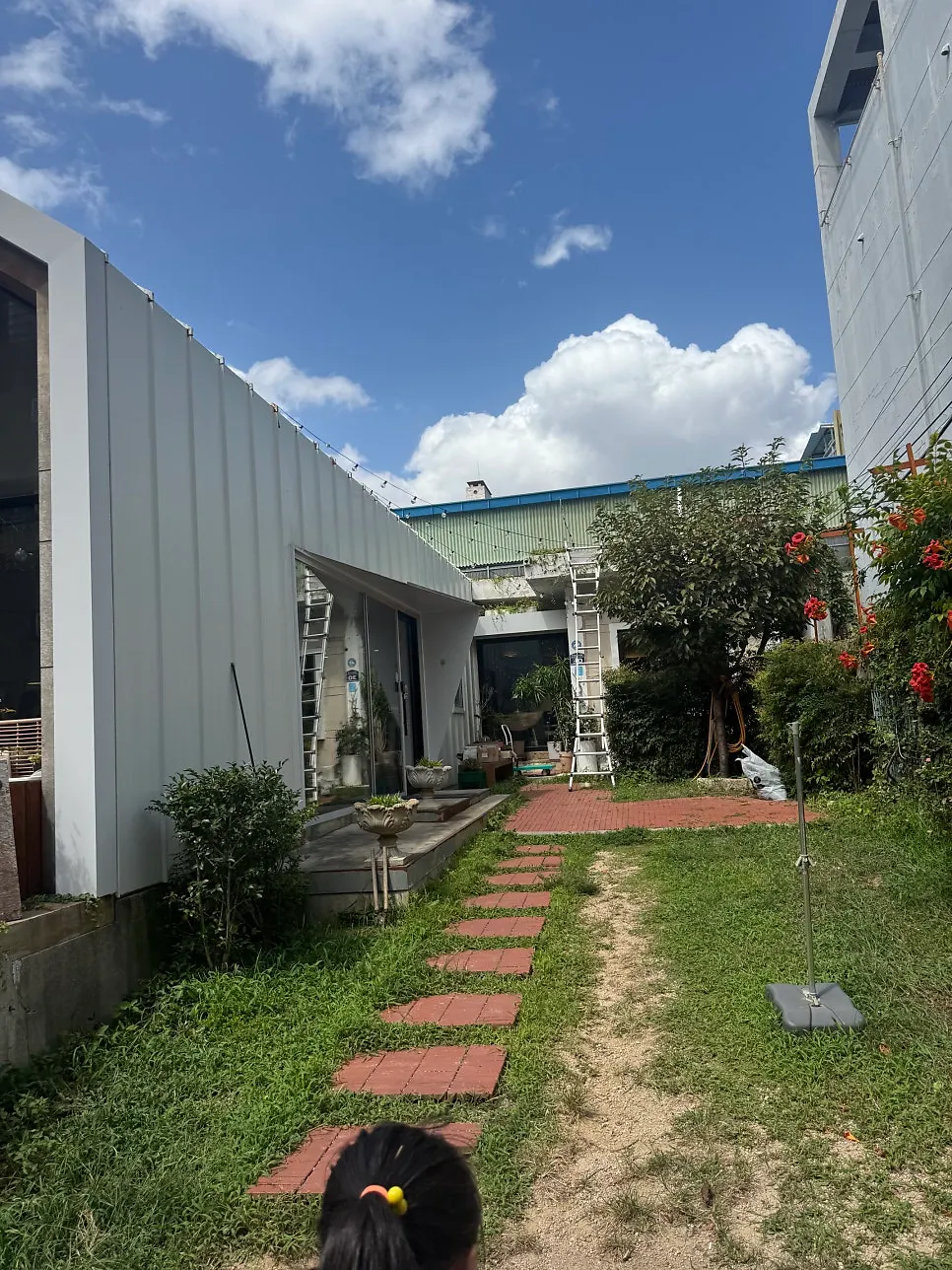 Edificio de Café Buajang, una casa reformada