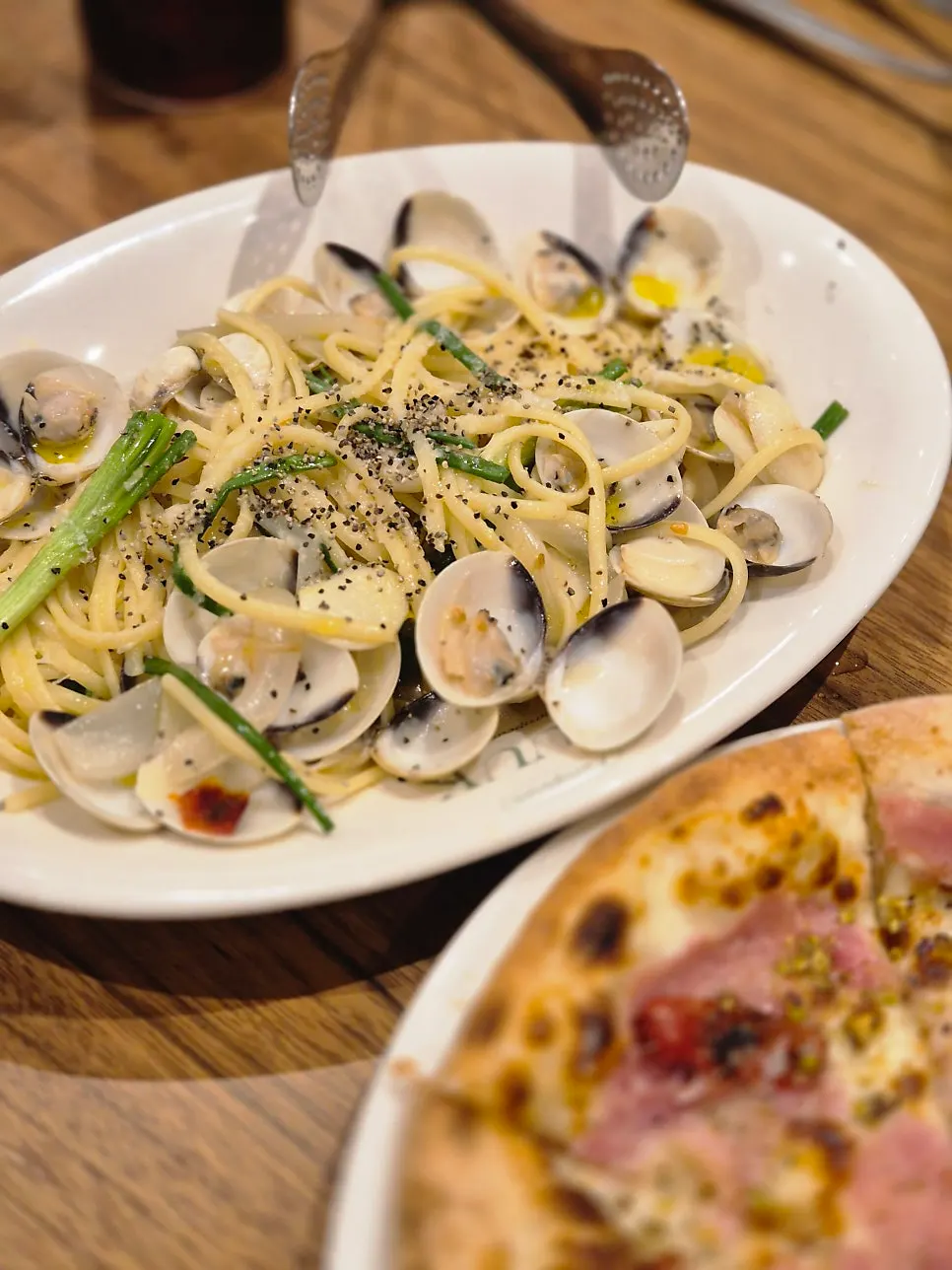Vongole pasta filled with plump clams