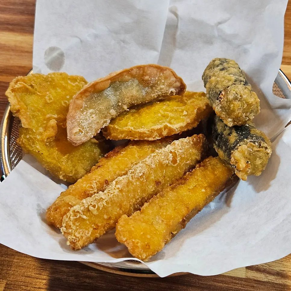 윤기 나는 찰순대 한 접시