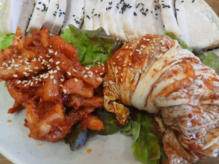 오봉집 범박점 가브리살보쌈 한 접시