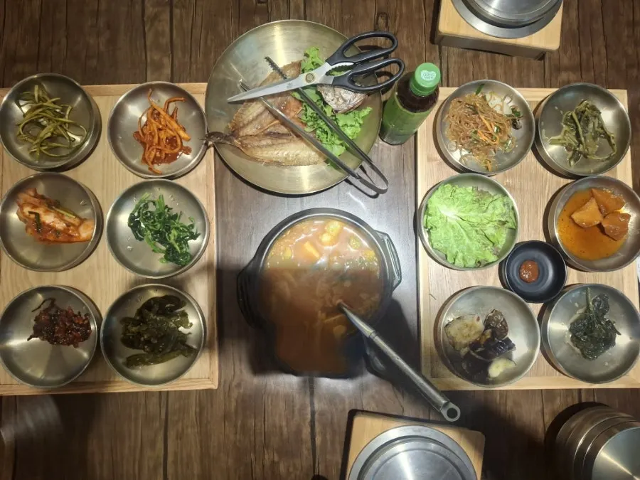 Barley corvina and cheonggukjang meal spread