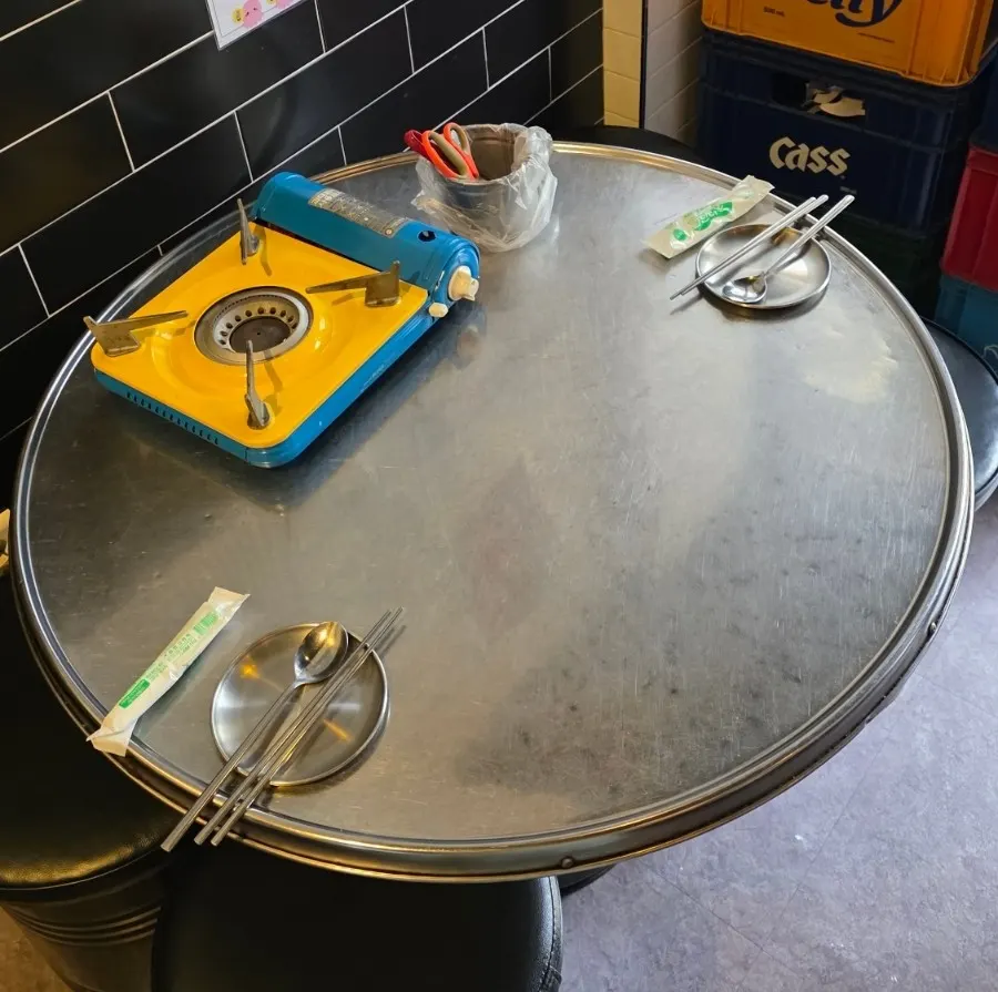 Interior seating with about 6 tables