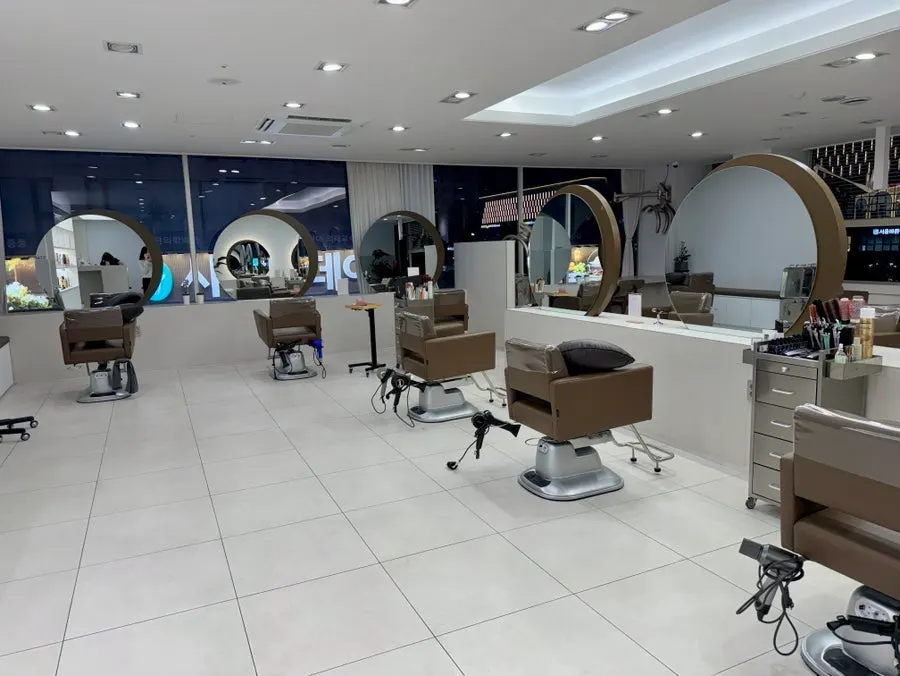 Entrance to Levia Hair Bucheon Branch on the 3rd floor