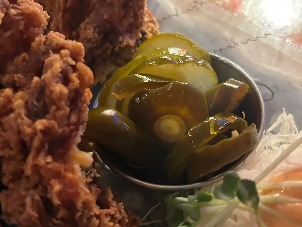 Crispy chicken served with sweet sauce