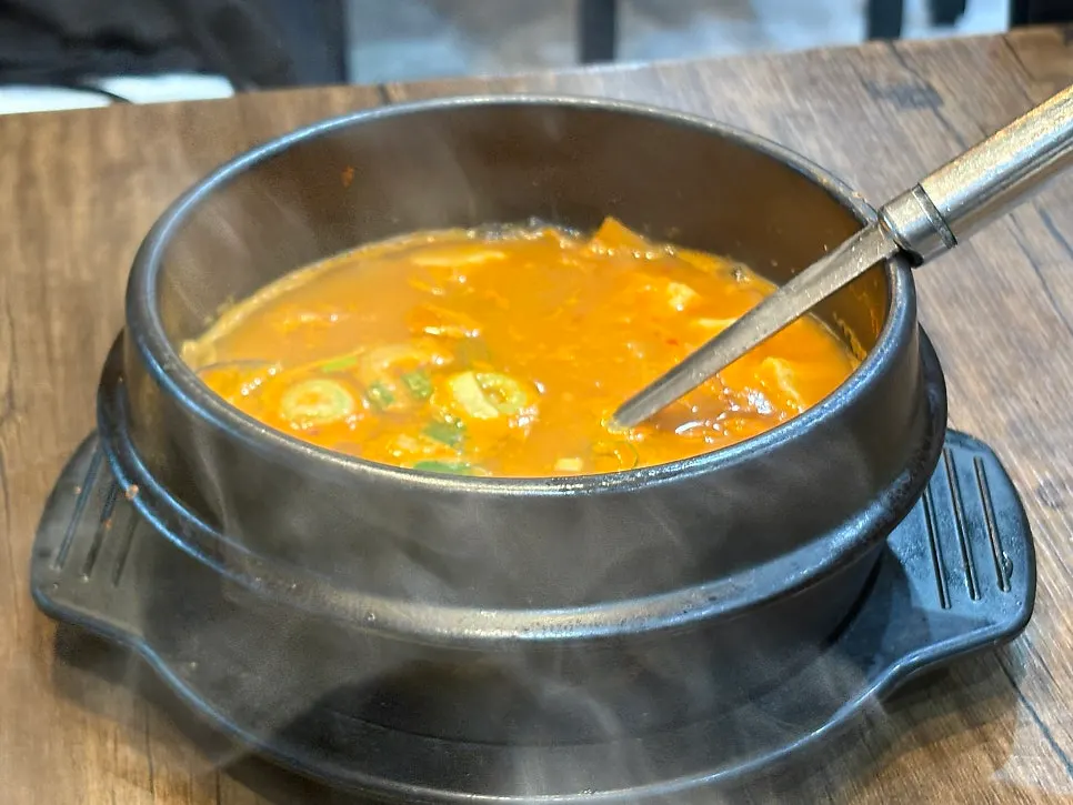 단품으로 주문한 숯불돼지구이