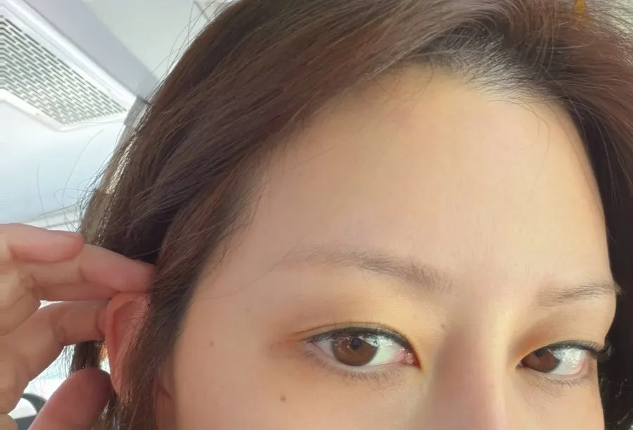 눈썹문신 시술 전 숱 적은 눈썹 상태