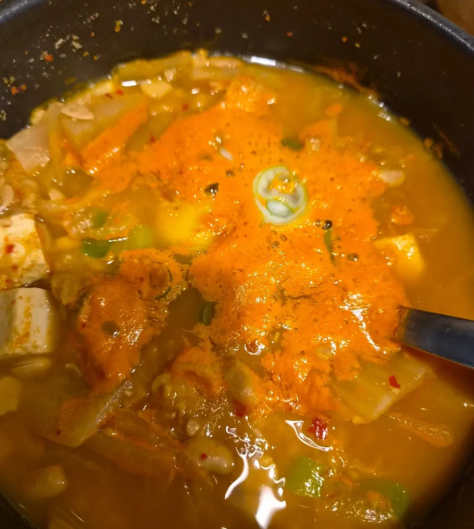 Nurungji made from pot rice