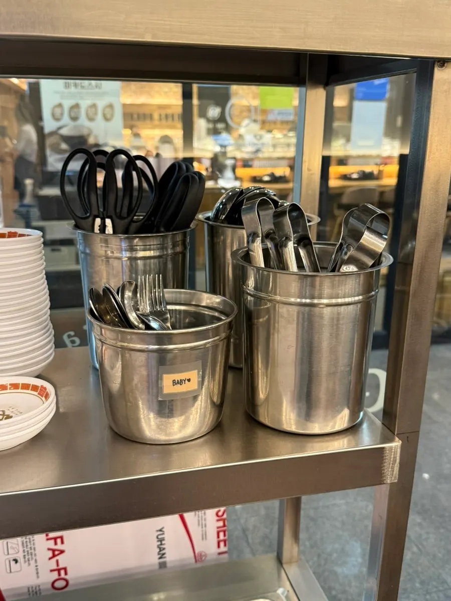 Baby tableware, tongs, and scissors