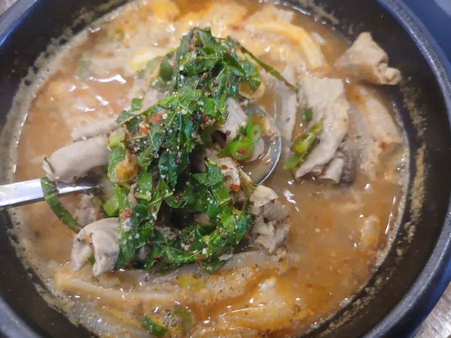 곱창국밥 국물과 곱창