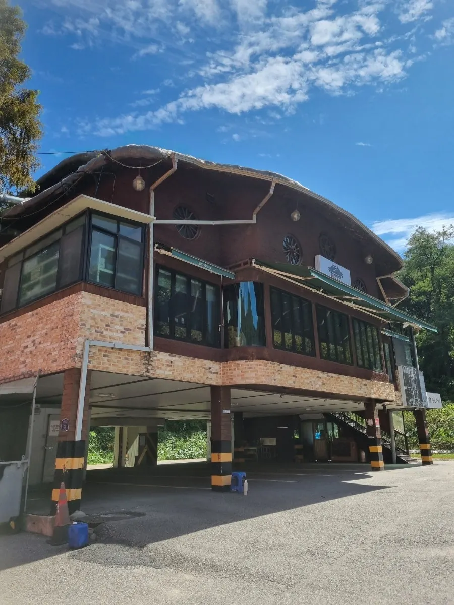 Exterior of Gim Myeongju Tteuranchae Bapsang Bucheon Main Branch