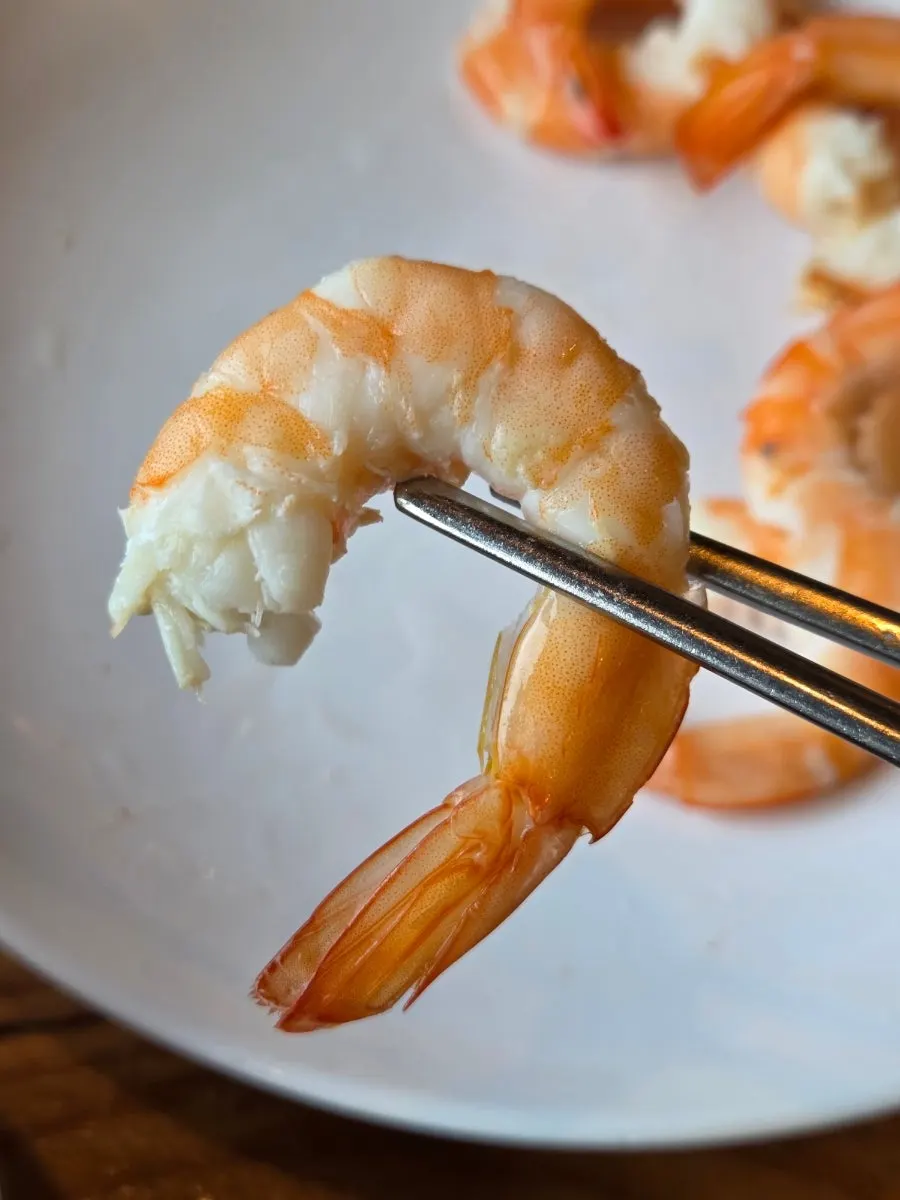 Steamed shrimp served with kalguksu