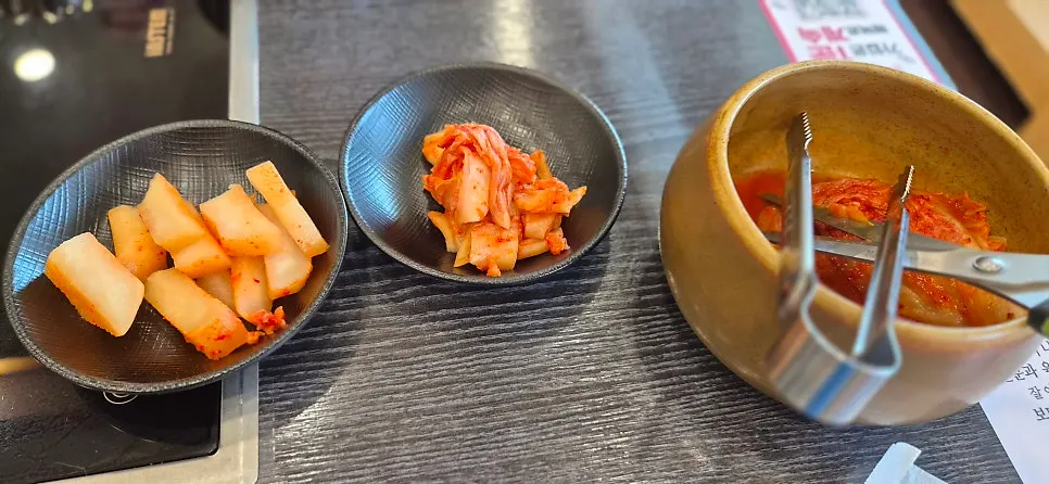 칼칼한 얼큰설렁탕 뚝배기