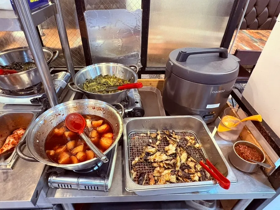 Chart showing the Tteuranchae Bapsang set and à la carte options