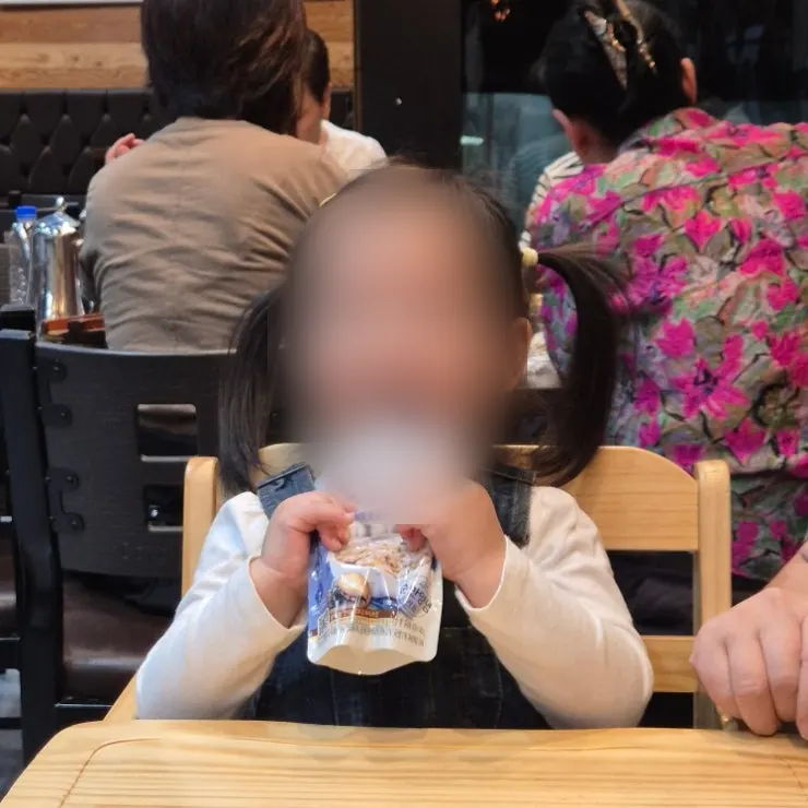 반찬을 더 가져올 수 있는 셀프바