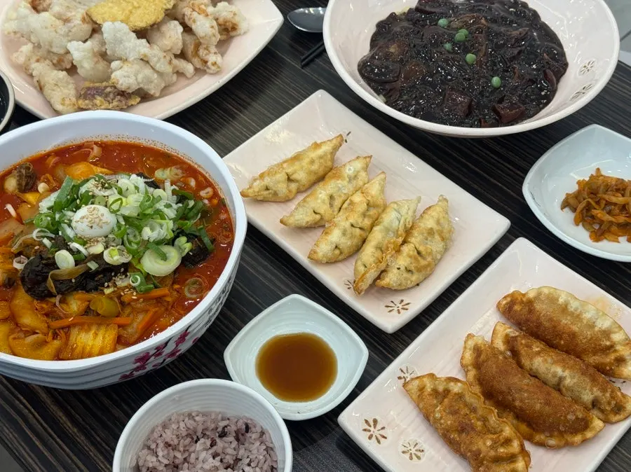 부천 신중동 중식당 짬뽕과 탕수육 한 상