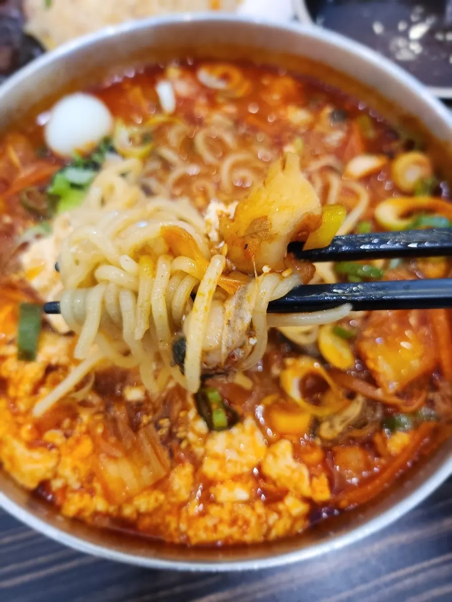 순두부를 떠올린 짬뽕 국물