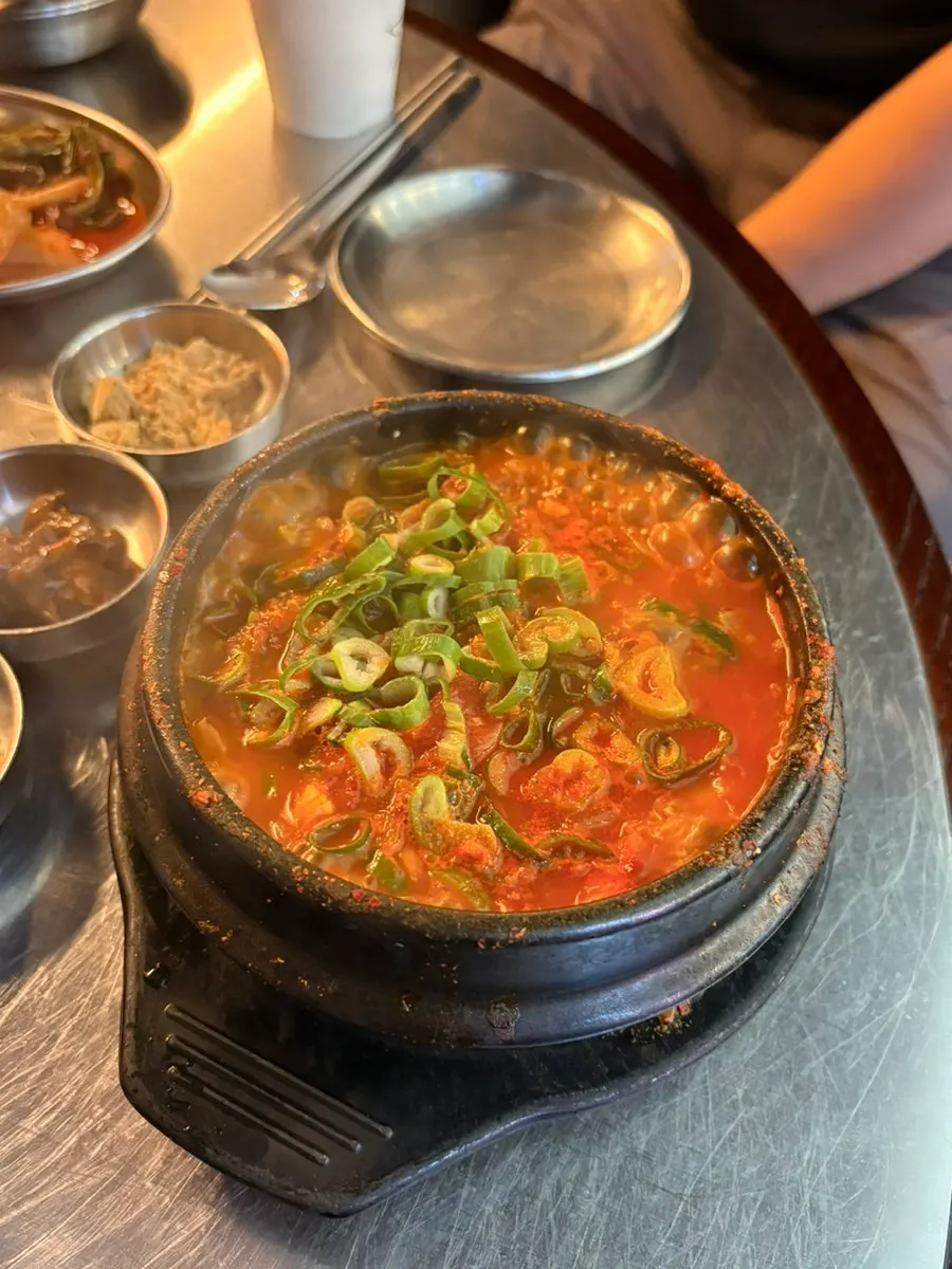 보리쌈장에 곁들인 주먹구이