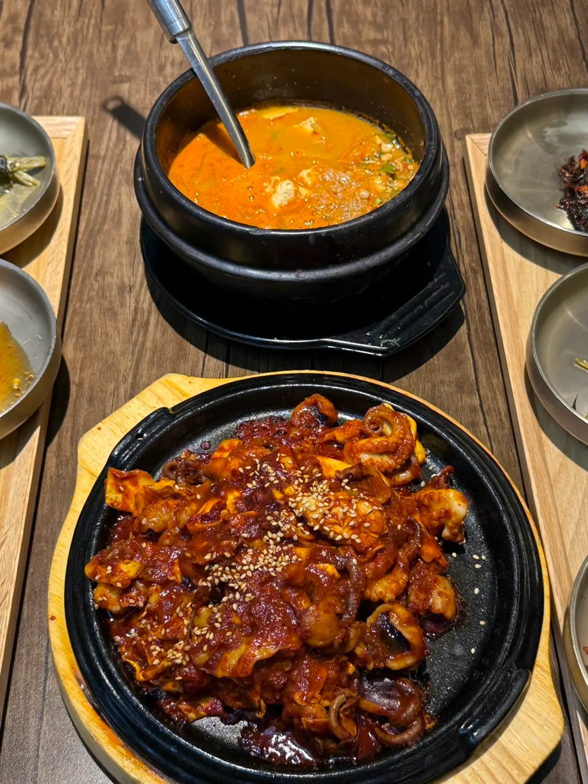 Full table of octopus stir-fry and side dishes