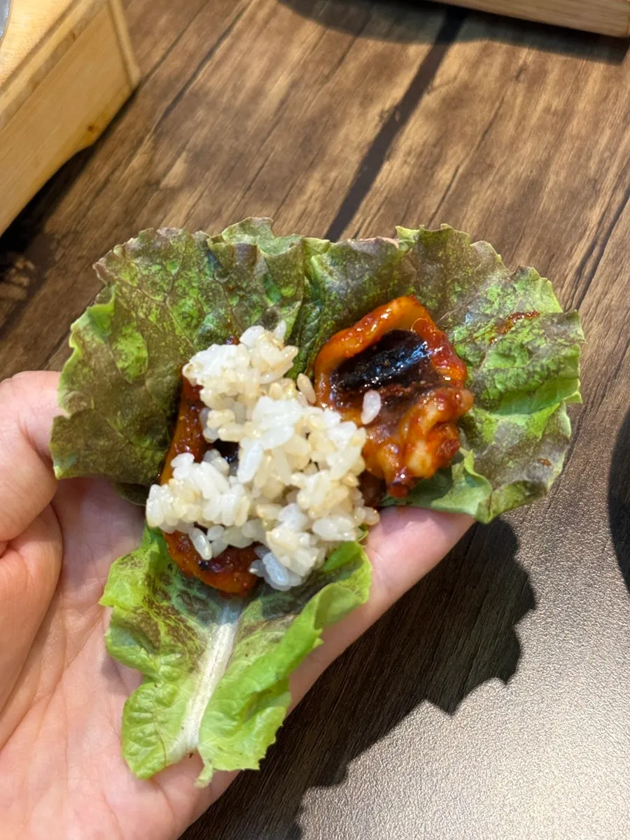 Octopus stir-fry eaten together with rice