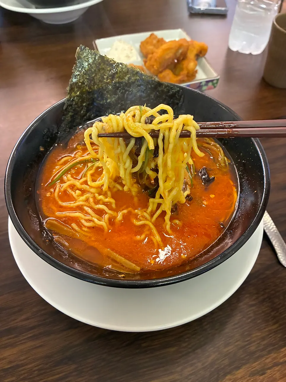 카라이 돈코츠라멘 면발과 국물