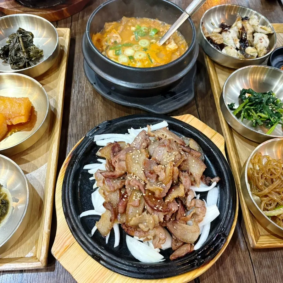Cheonggukjang, stone-pot rice, and Korean side dishes