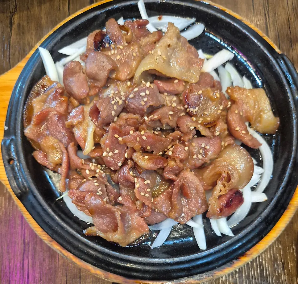 Plate of the added charcoal-grilled pork